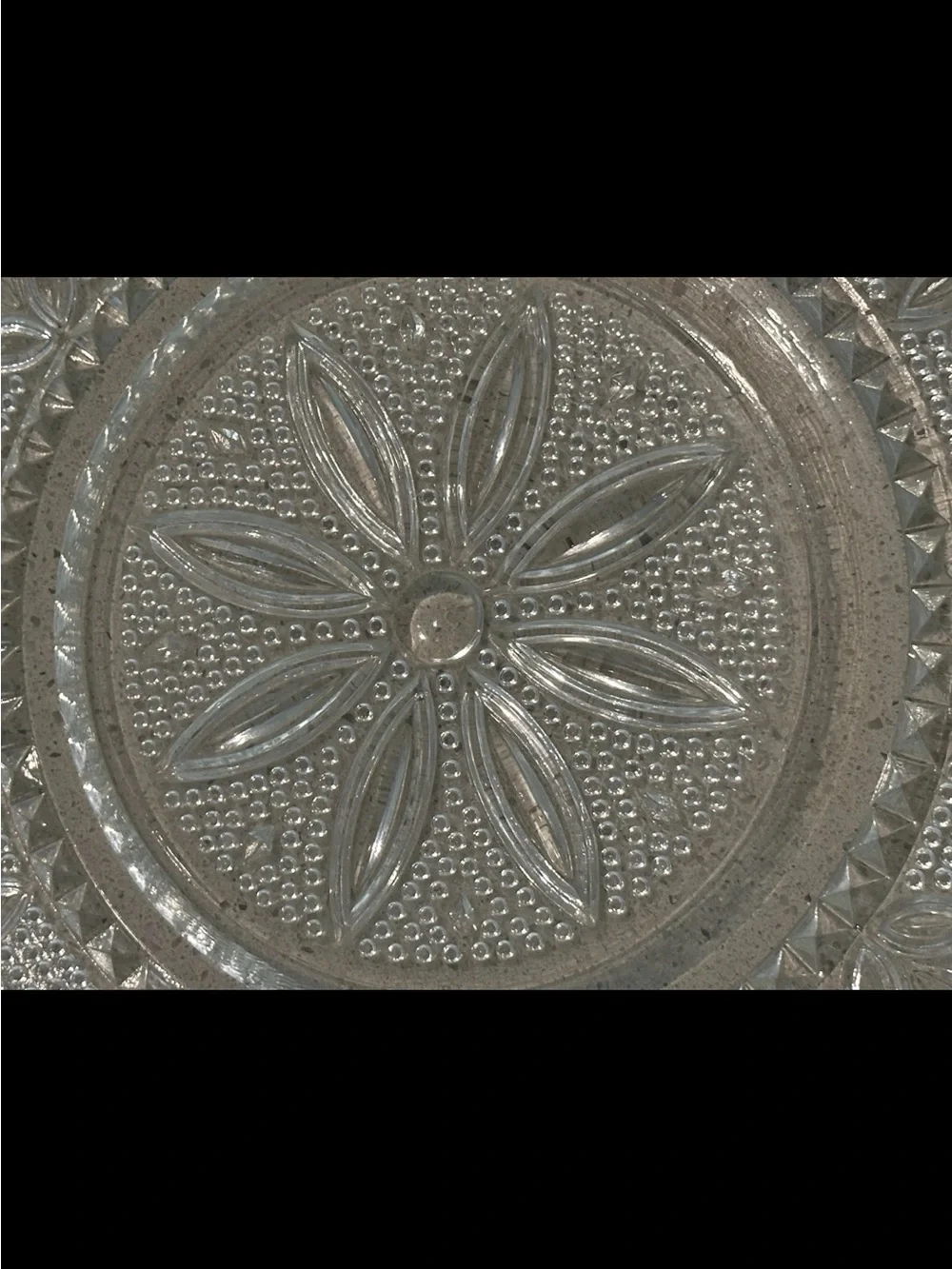 Clear Glass Decorative Serving Plate